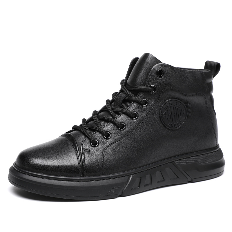 Insulated men's ankle boots made of grain leather