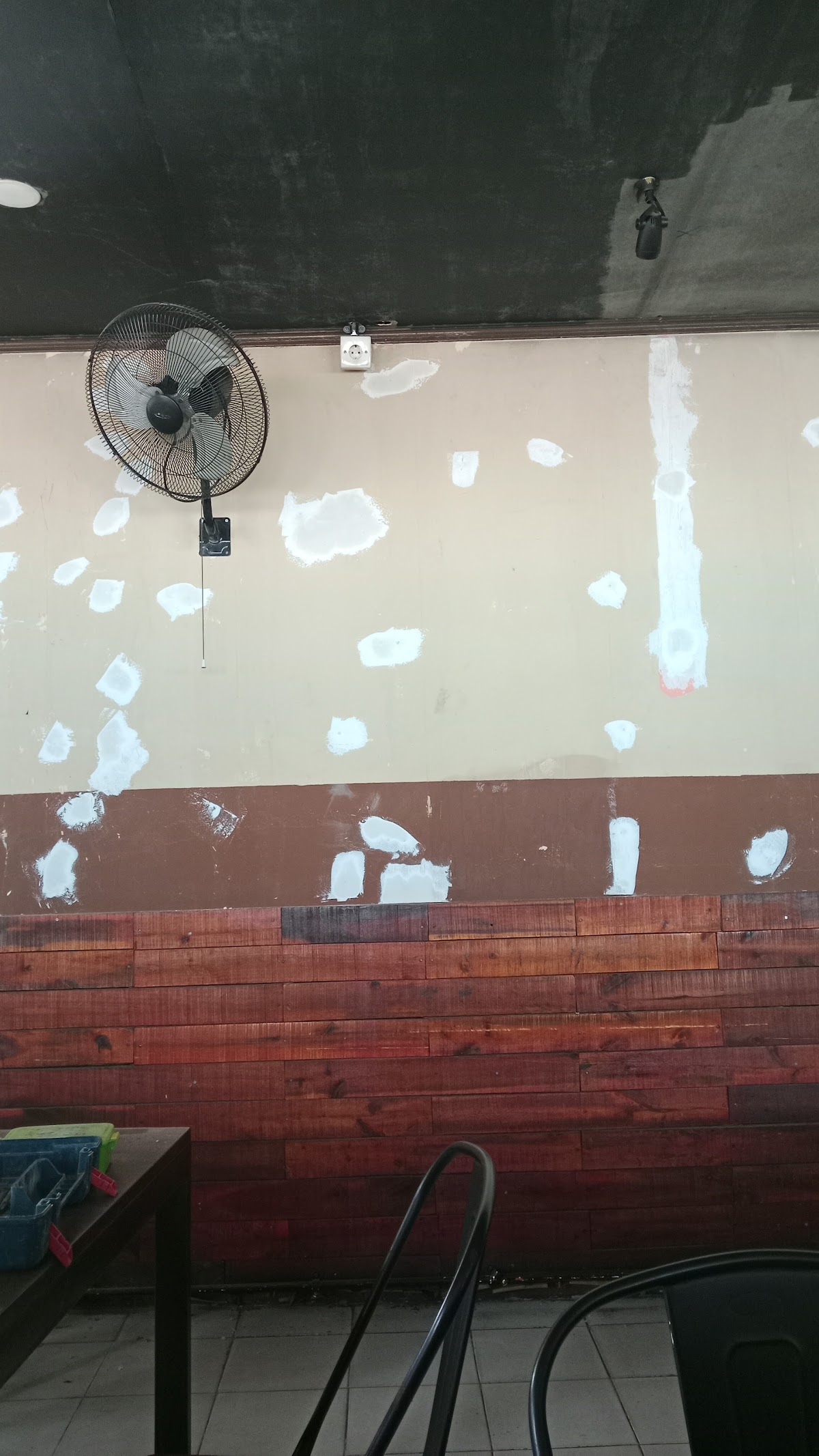 Pemasangan Moulding