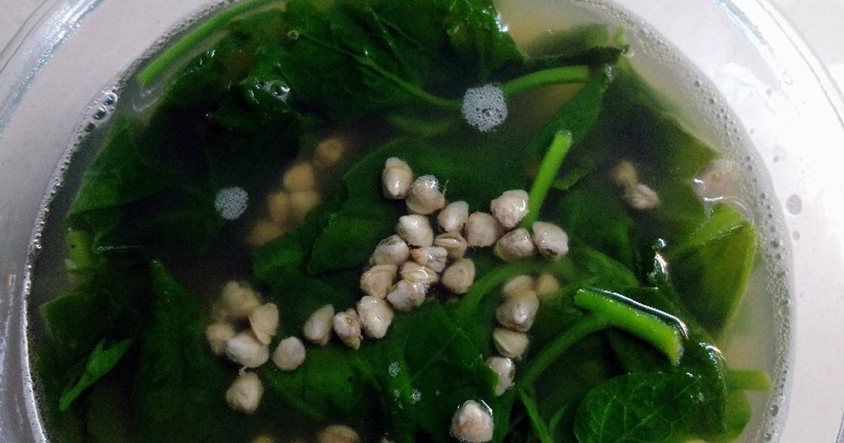 Canh hến nấu mồng tơi