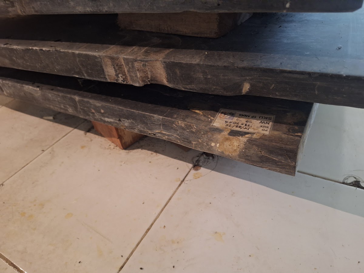 RECTA COFFEE TABLE — SKU SPMOSS.29.24 | Petrified Wood by PJ Antique Bali