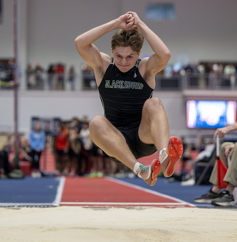 Photo from HS: Indoor Track & Field of Parker Dunn
