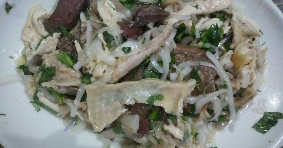 Gỏi gà (cứu cánh món gà luộc ngày lễ)
