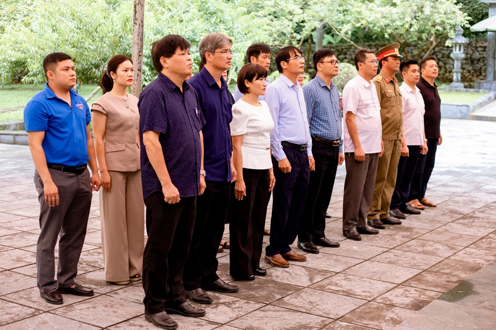 Tuổi trẻ Trường Đại học Tây Bắc triển khai nhiều hoạt động ý nghĩa nhân dịp Kỷ niệm 78 năm ngày Thương binh - Liệt sĩ (27/7/1947 - 27/7/2025)