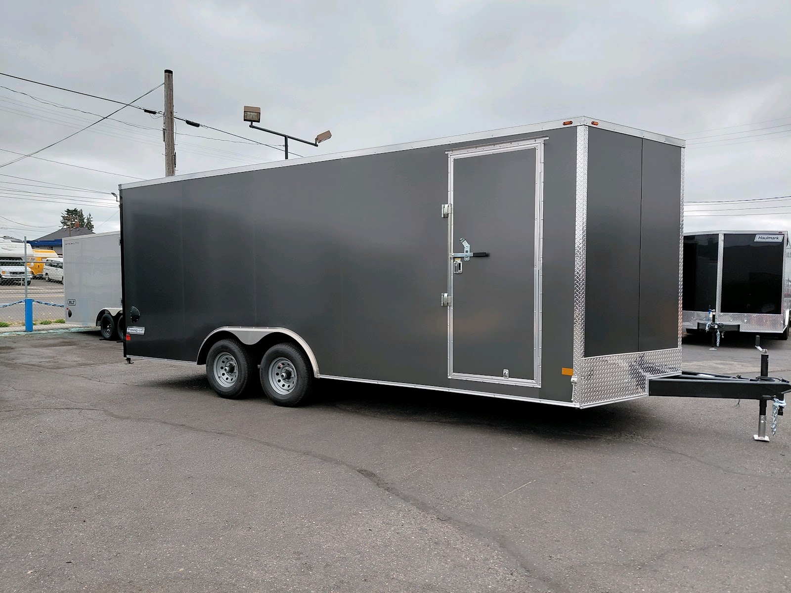 Passport Deluxe Enclosed Cargo
