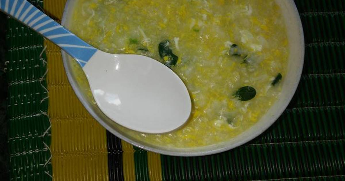 Cháo trứng gà món ăn dặm cho bé giải cảm