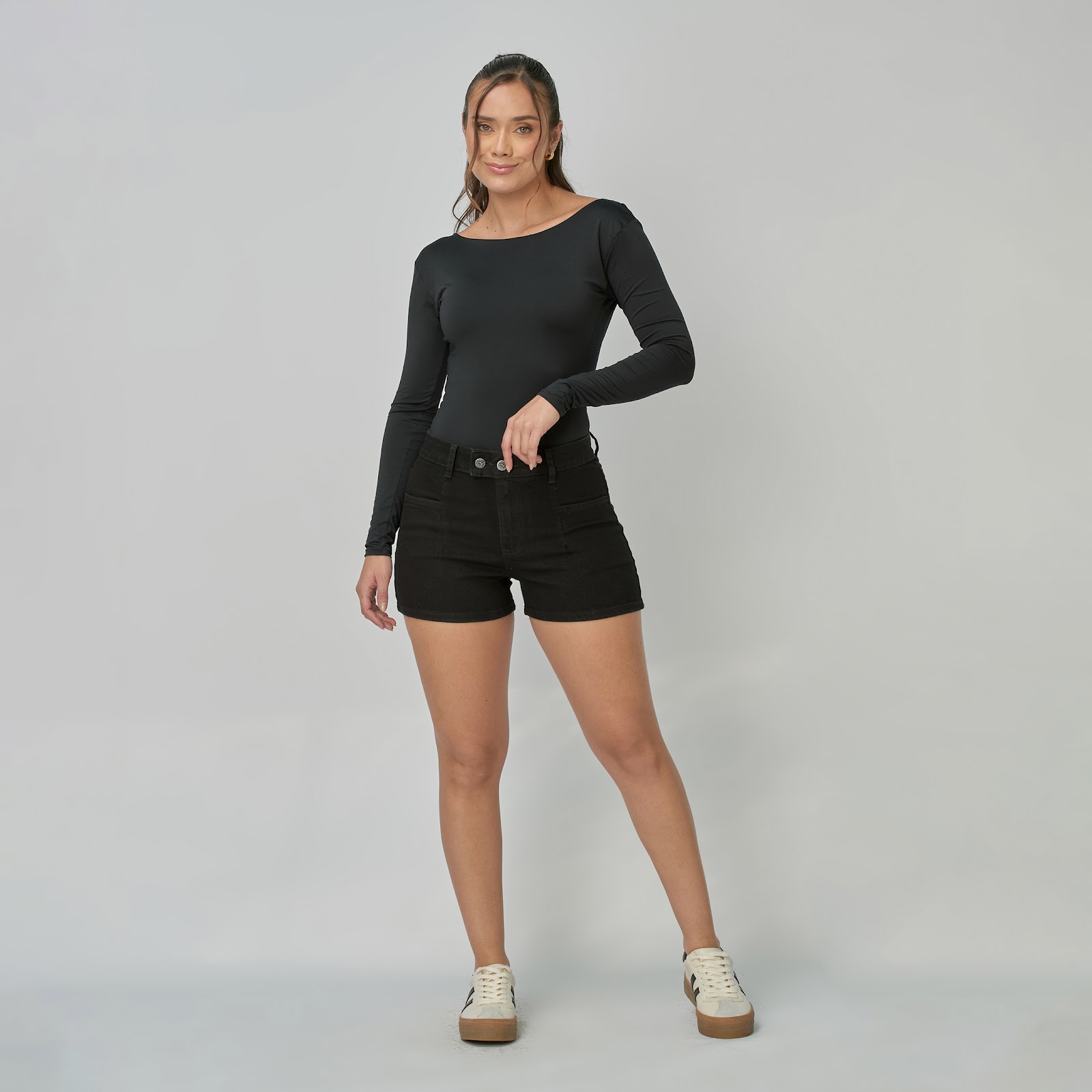 Short Wide Leg Dama