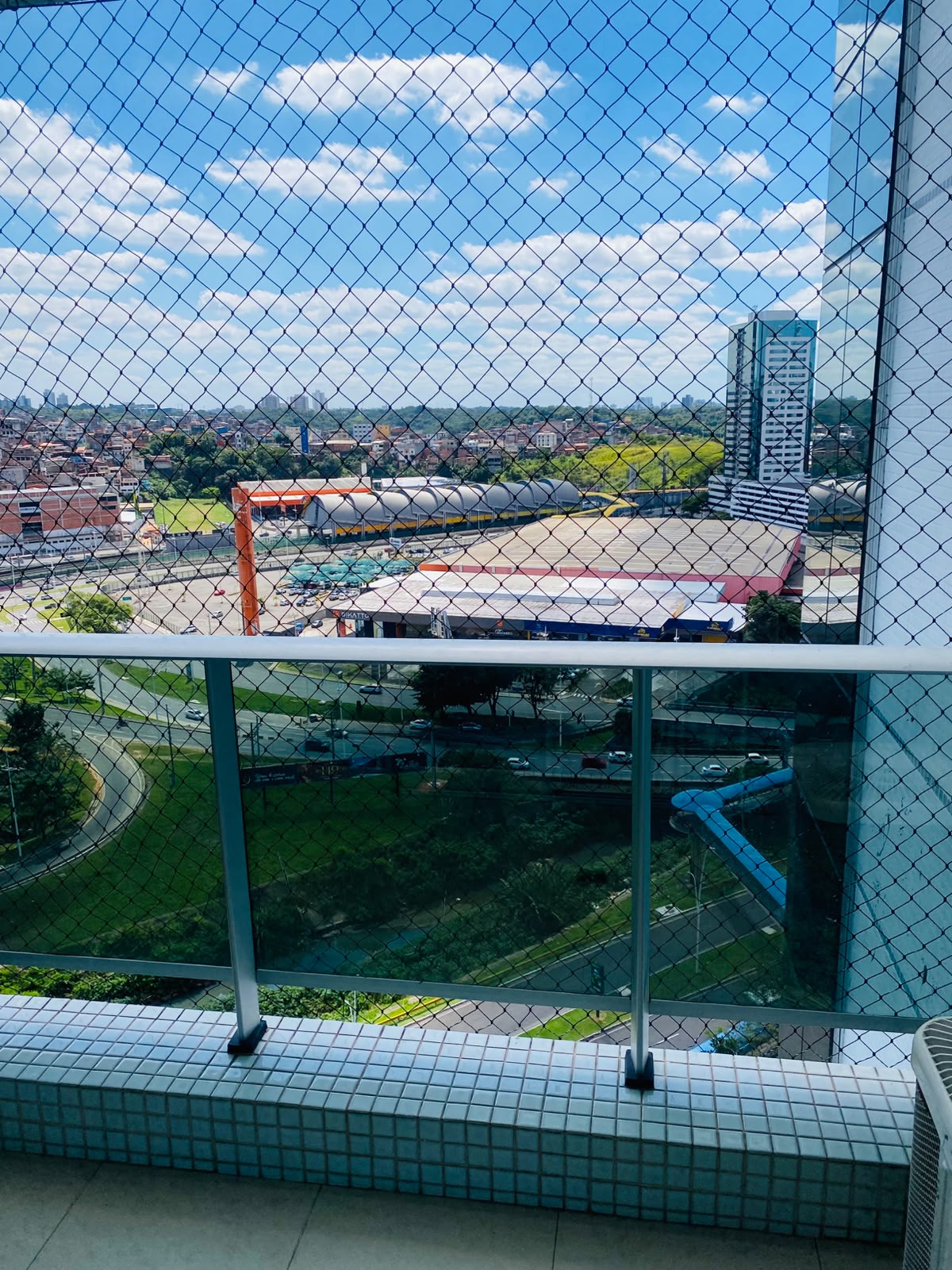 Apartamento, Caminho das Árvores
