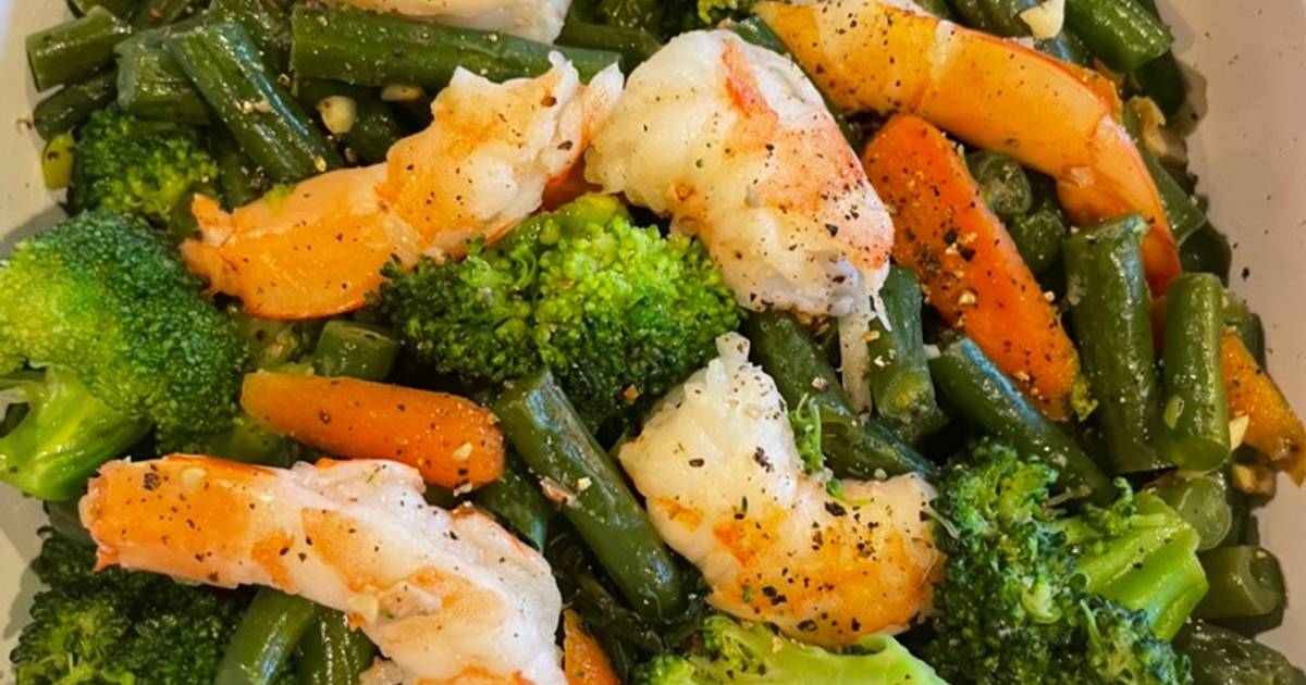 Bông cải xào tôm (vegetables with shrimp)