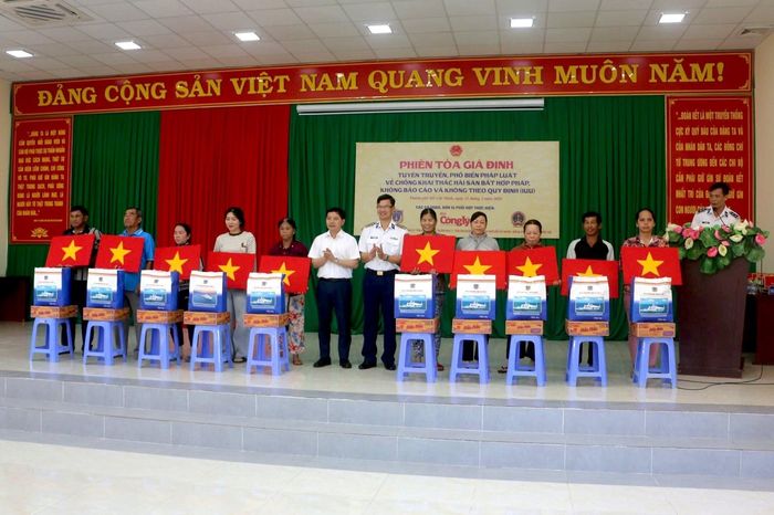 Từ phiên tòa giả định, nghề cá phát triển bền vững - Báo Công Lý