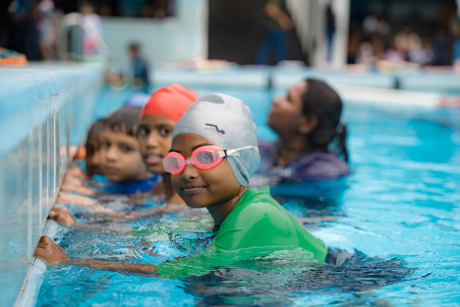 Stingrays swim class in Sri Lanka