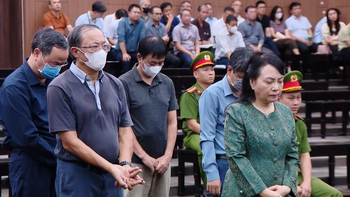 [Video] Cựu Bộ trưởng Bộ Y tế Nguyễn Thị Kim Tiến bị tuyên phạt 6 năm tù - Báo Nhân Dân