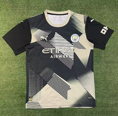 25-26 Manchester City Edición Conceptual Negro.jpeg