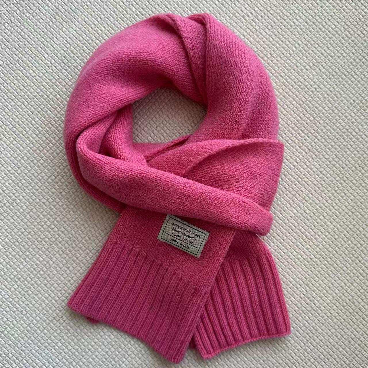 Scarf made from 100% pure wool