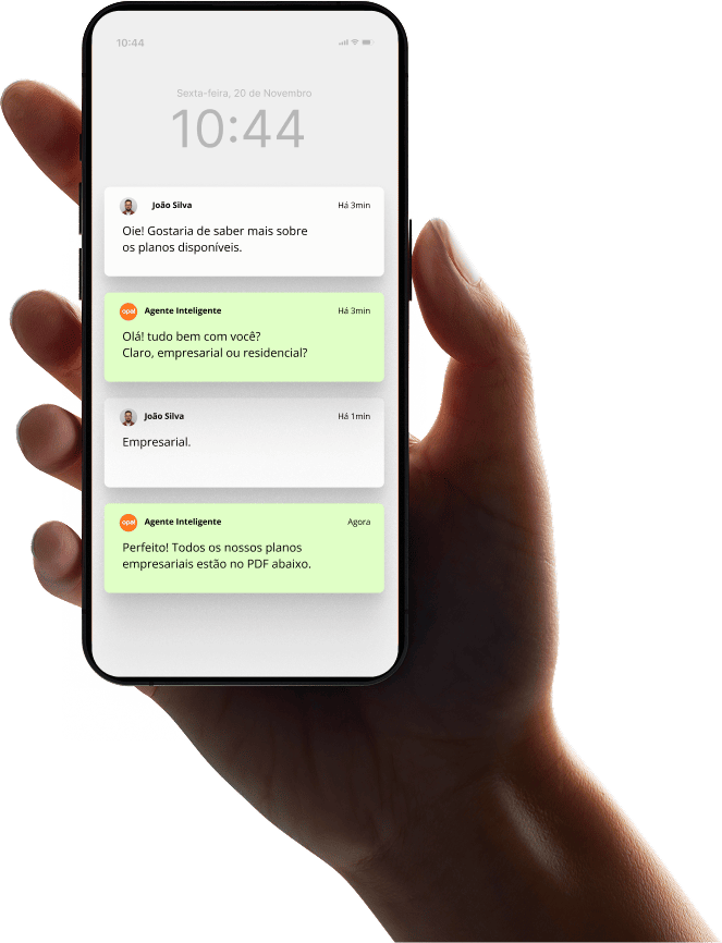 Mockup de smartphone apresentando notificações de conversa no WhatsApp, representando atendimento 90% mais veloz usando Opa! Suite
