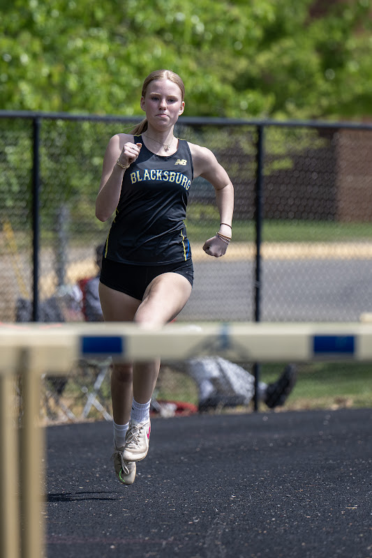 Photo from HS: Track & Field of Kate Turman