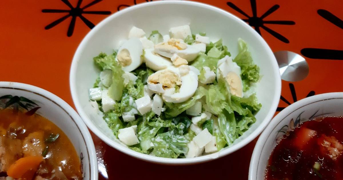Xà lách trộn sốt mayonaise với trứng