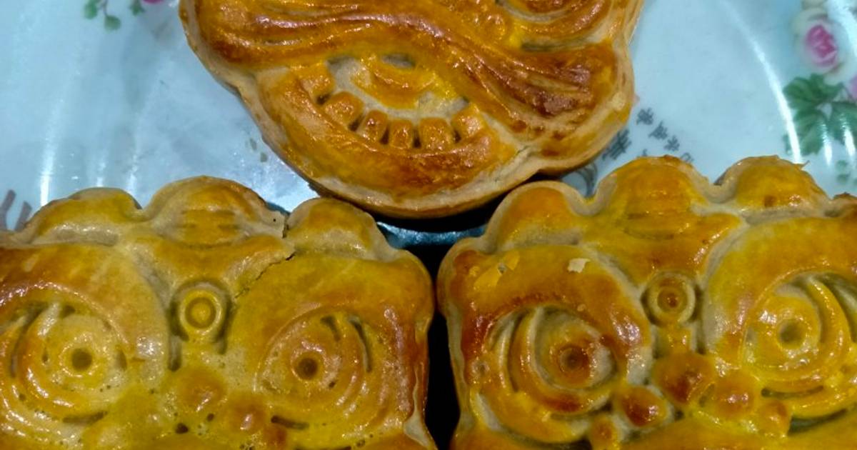 Bánh trung thu nhân trà xanh trứng muối
