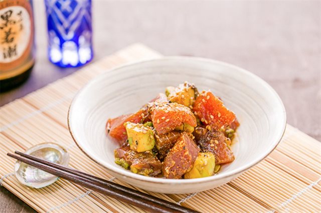 Sashimi Cá Ngừ Trộn Bơ