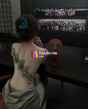 Người Kèm Học Bí Ẩn