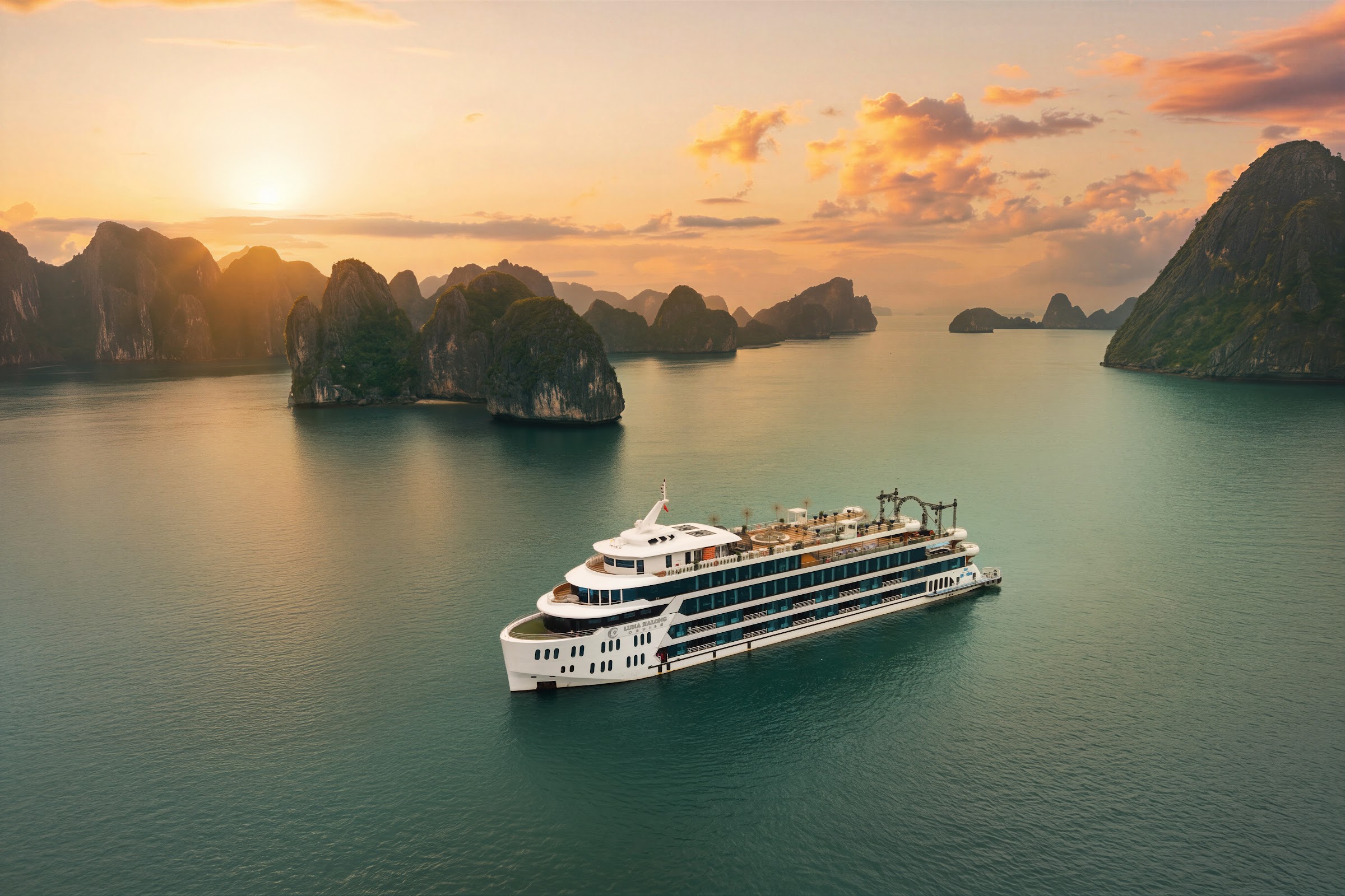 Luna Hạ Long Cruise - ảnh 2