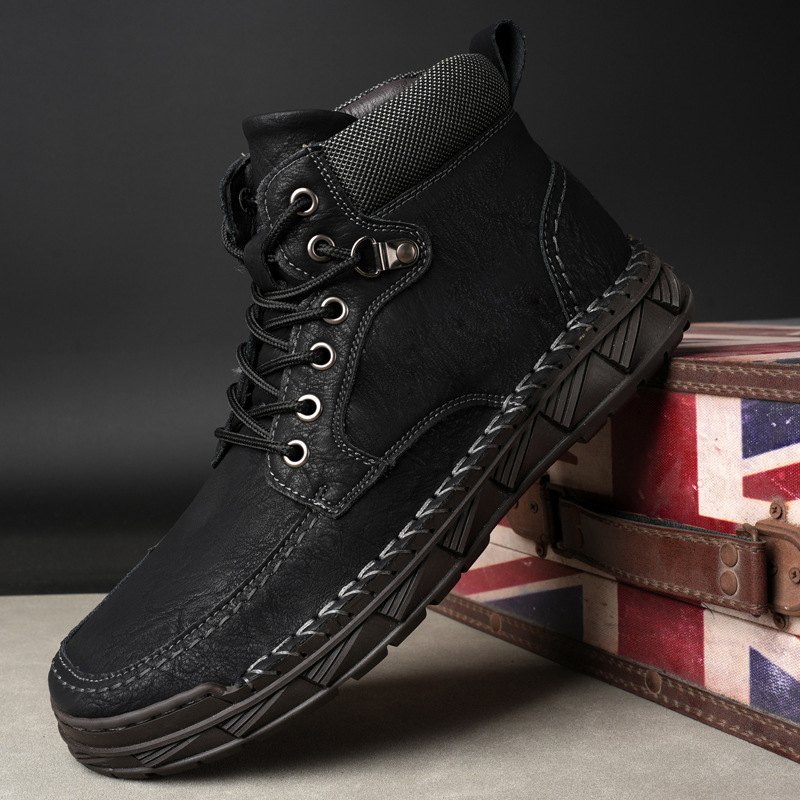 Insulated winter boots, warm and breathable