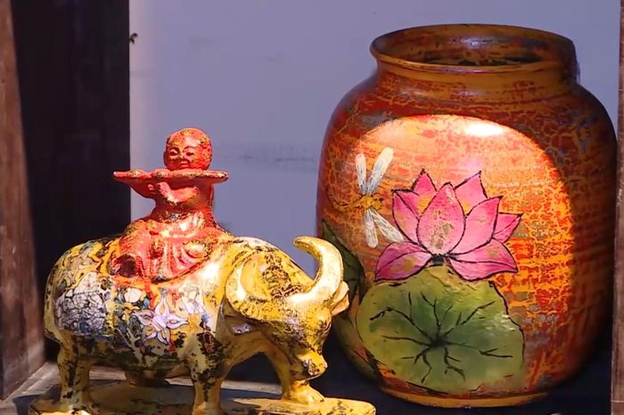Nghệ thuật sơn mài kể câu chuyện sáng tạo - Đài Phát thanh và truyền hình Hà Nội