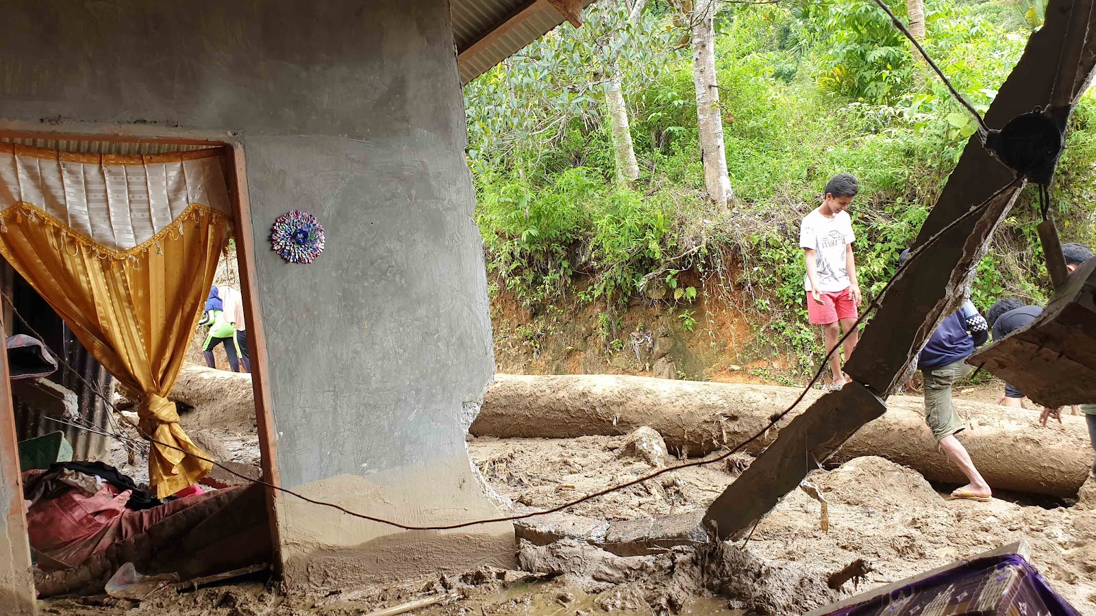Dokumentasi Tanggap Bencana Banjir Bandang Solok Selatan, Sumatera Barat — Kabupaten Solok Selatan #2