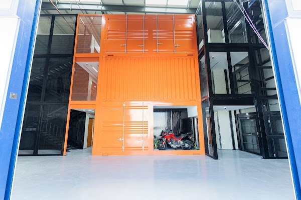 Urban Box Storage facility in Dubai Investment Park