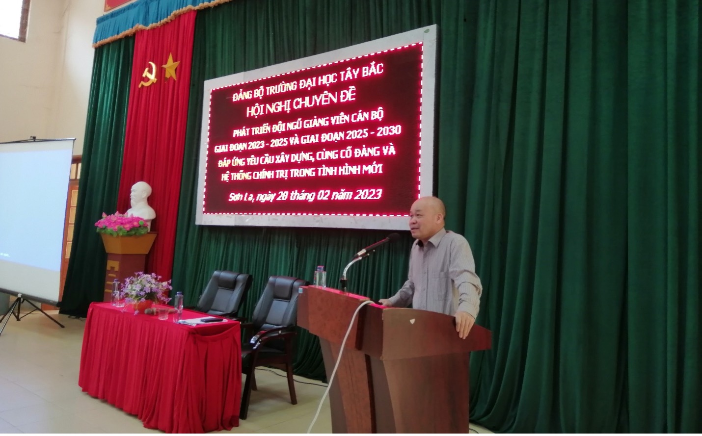 Hội nghị chuyên đề “Phát triển đội ngũ giảng viên cán bộ  giai đoạn 2023 - 2025 và giai đoạn 2025 - 2030 đáp ứng yêu cầu xây dựng, củng cố đảng và hệ thống chính trị trong tình hình mới”