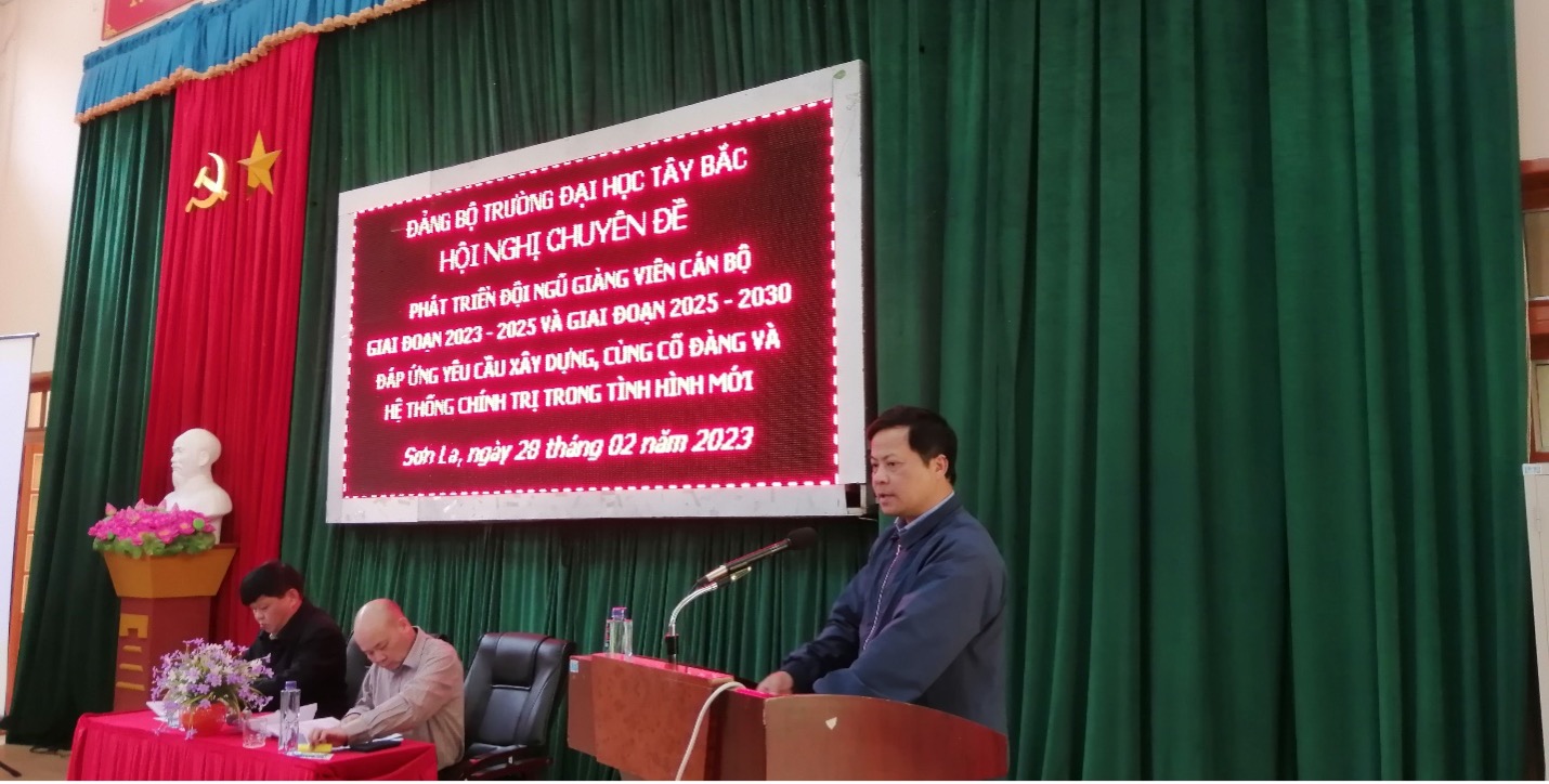 Hội nghị chuyên đề “Phát triển đội ngũ giảng viên cán bộ  giai đoạn 2023 - 2025 và giai đoạn 2025 - 2030 đáp ứng yêu cầu xây dựng, củng cố đảng và hệ thống chính trị trong tình hình mới”