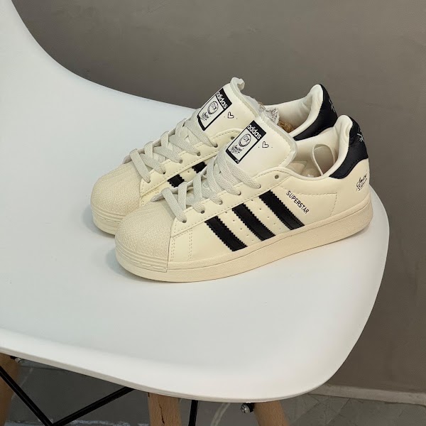 Adidas Superstar Crema Negro 2