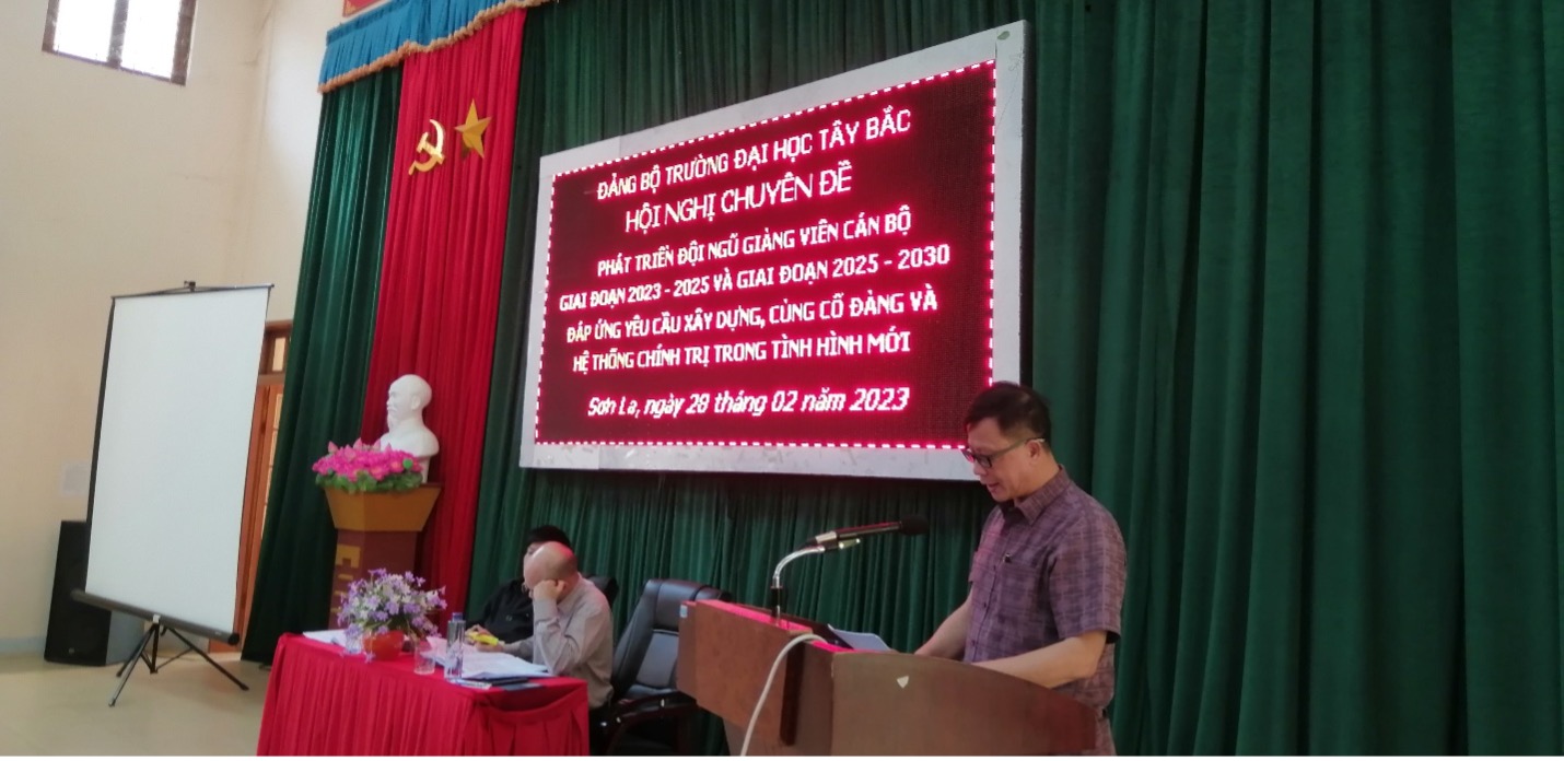 Hội nghị chuyên đề “Phát triển đội ngũ giảng viên cán bộ  giai đoạn 2023 - 2025 và giai đoạn 2025 - 2030 đáp ứng yêu cầu xây dựng, củng cố đảng và hệ thống chính trị trong tình hình mới”