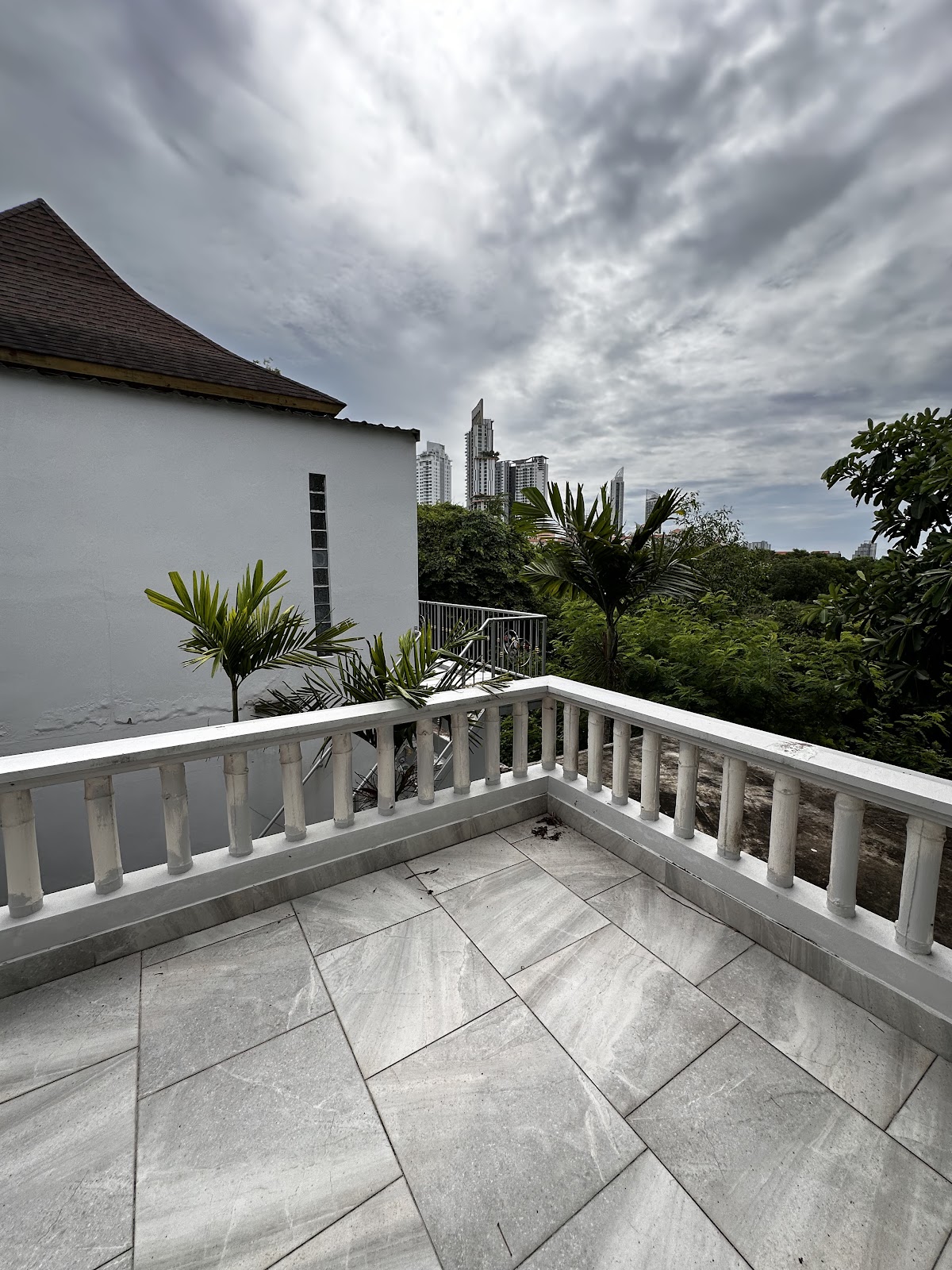 Jomtien Beach Condo S1 - Studio, Floor 4 10