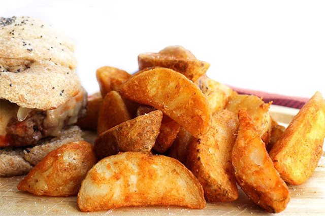 Khoai Tây Nướng Bột Tỏi Ớt