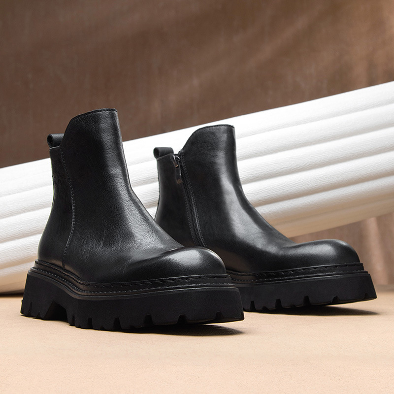 Men's Chelsea boots made of bovine leather, with zipper