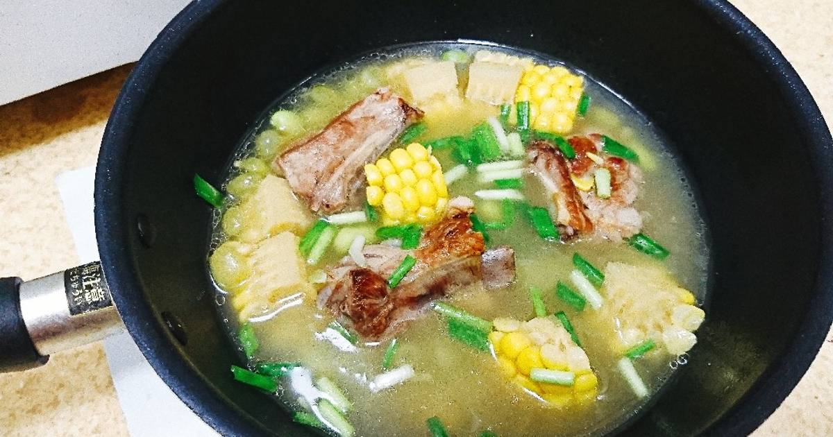 Canh sườn ngô đậu