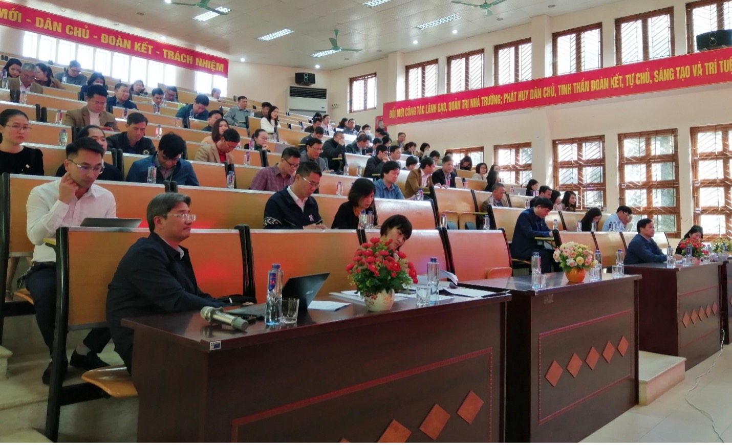 Hội nghị chuyên đề “Phát triển đội ngũ giảng viên cán bộ  giai đoạn 2023 - 2025 và giai đoạn 2025 - 2030 đáp ứng yêu cầu xây dựng, củng cố đảng và hệ thống chính trị trong tình hình mới”