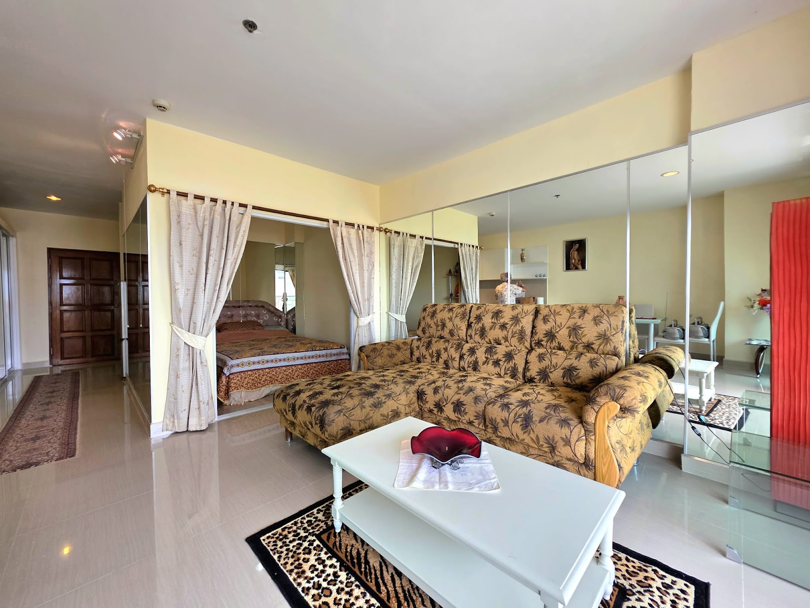 View Talay 5/F7 STUDIO · 1 BATHROOM · 48 SQ M · LARGE BALCONY · SEA VIEW 10