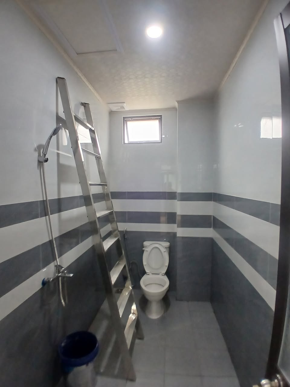 Cho thuê phòng mới xây tầng 2 kiệt Chính hữu 2