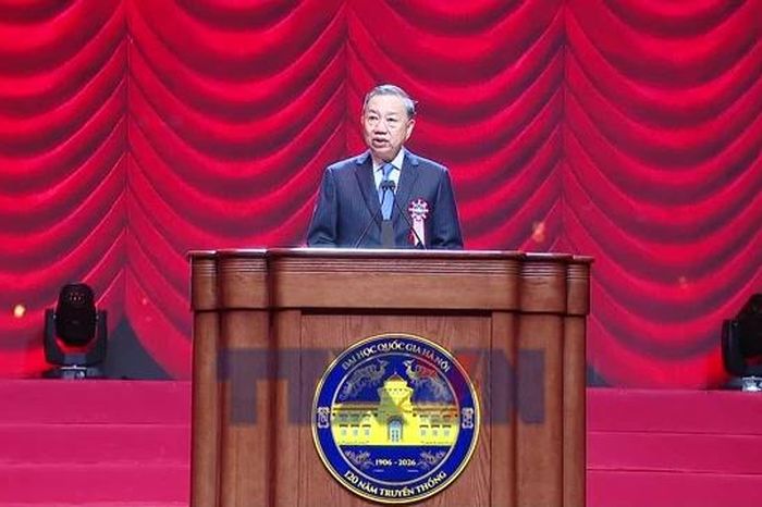 Lễ kỷ niệm 120 năm Ngày truyền thống Đại học Quốc gia Hà Nội - Báo VietnamPlus