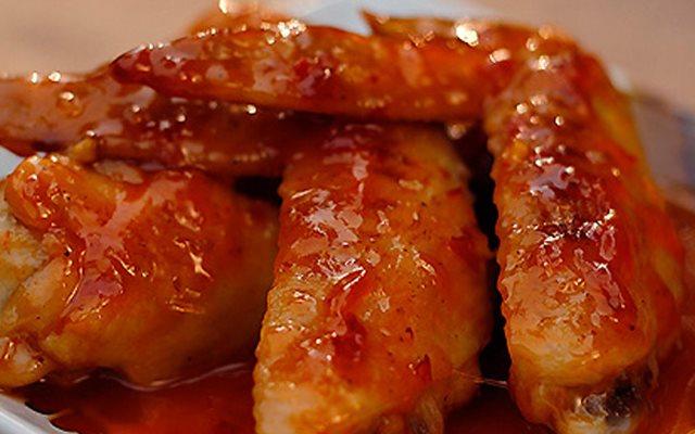 Cánh Gà Sốt Cay Kiểu Thái