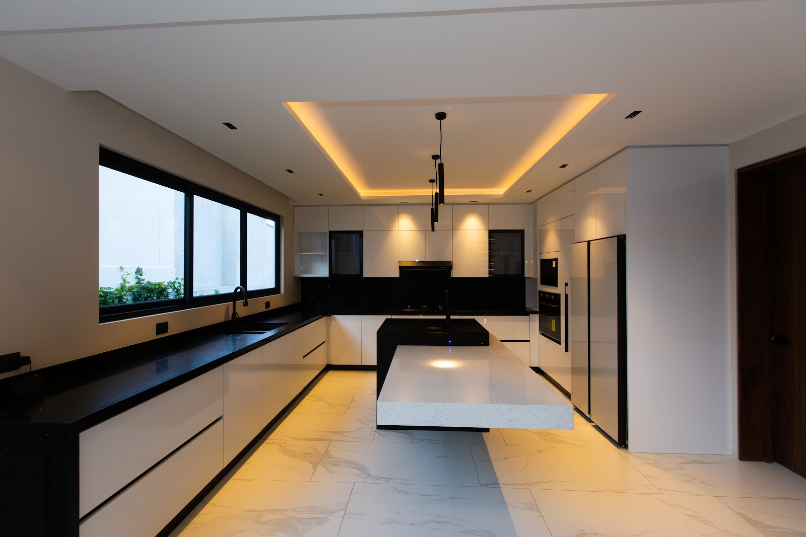 Cocina residencia de lujo Bosque Real