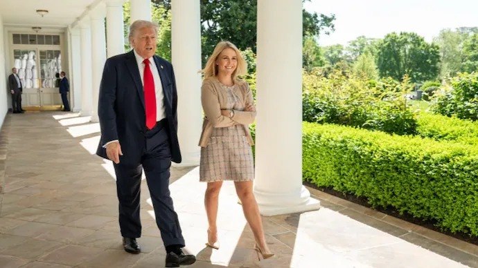 Karoline Leavitt Steps Down as Trump’s Press Secretary