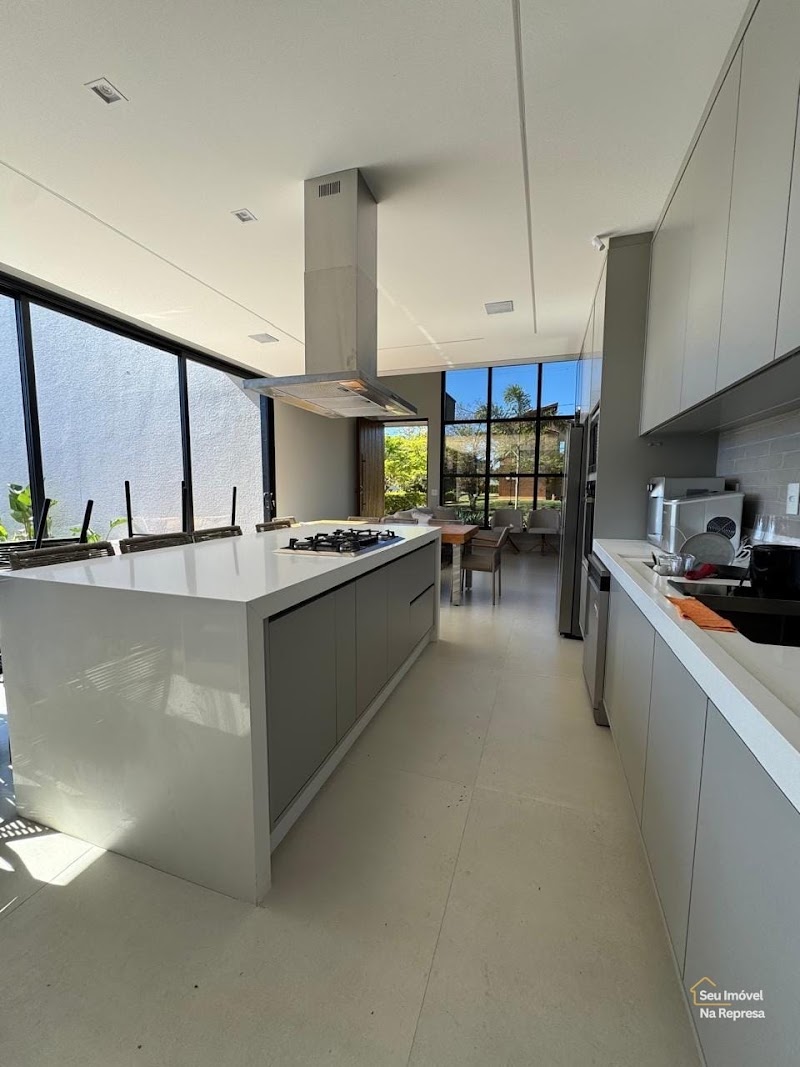 Foto 6 de Casa com 4 suítes à venda no Riviera de Santa Cristina XIII