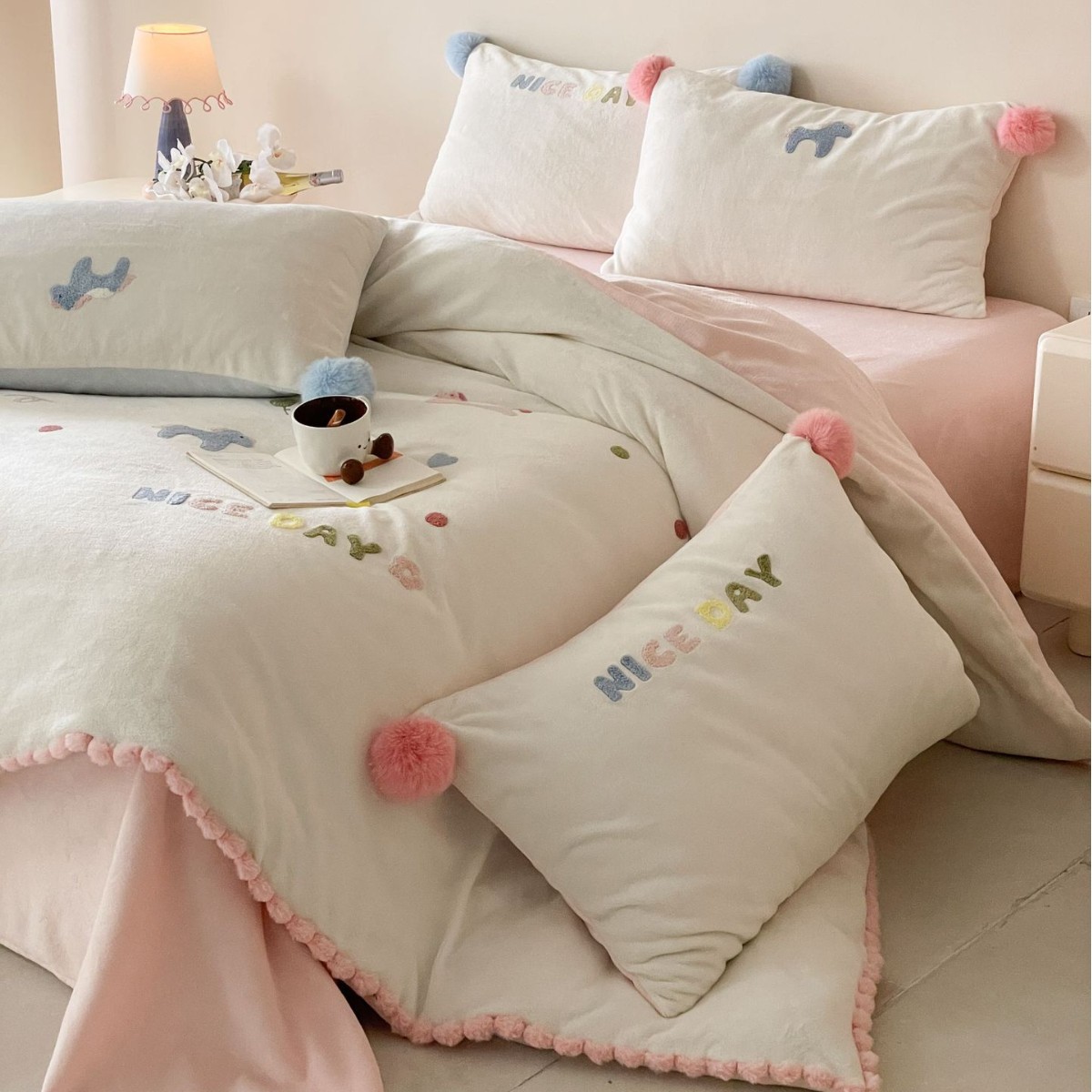 Milk Fiber Bedding Set with Cartoon Motif, 4-Piece
