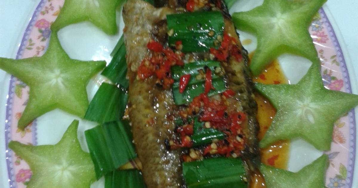 Cá rô đồng kho khế