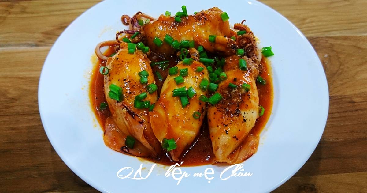 Mực dồn thịt sốt cà chua