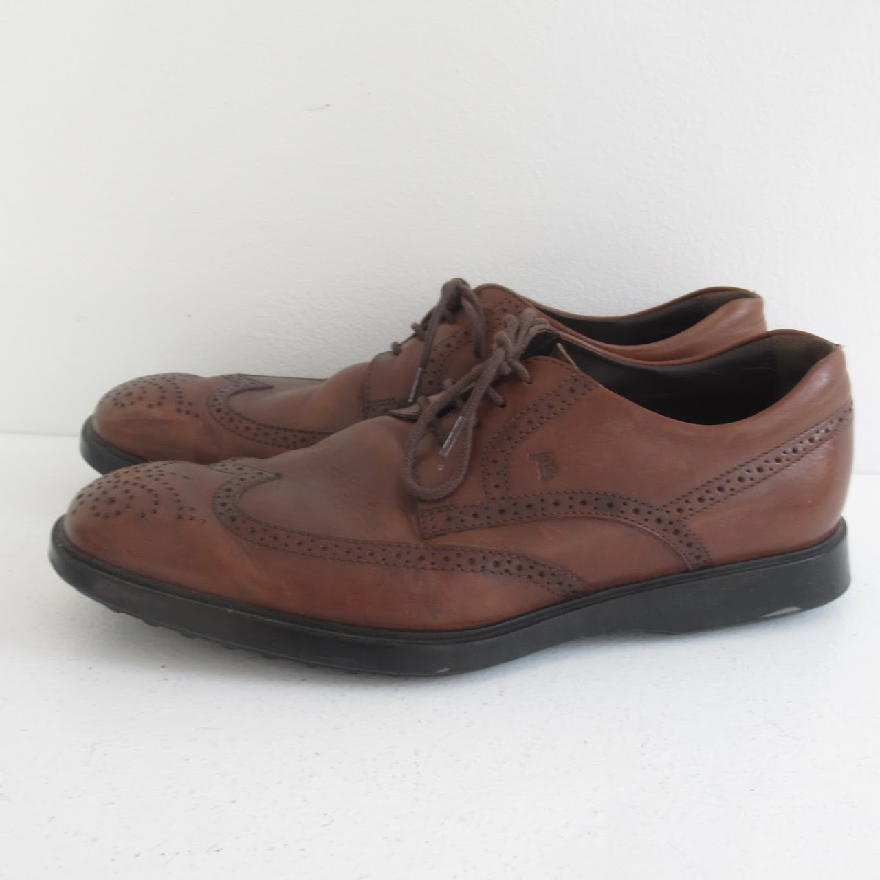 Tod's Brown Leather Wingtips