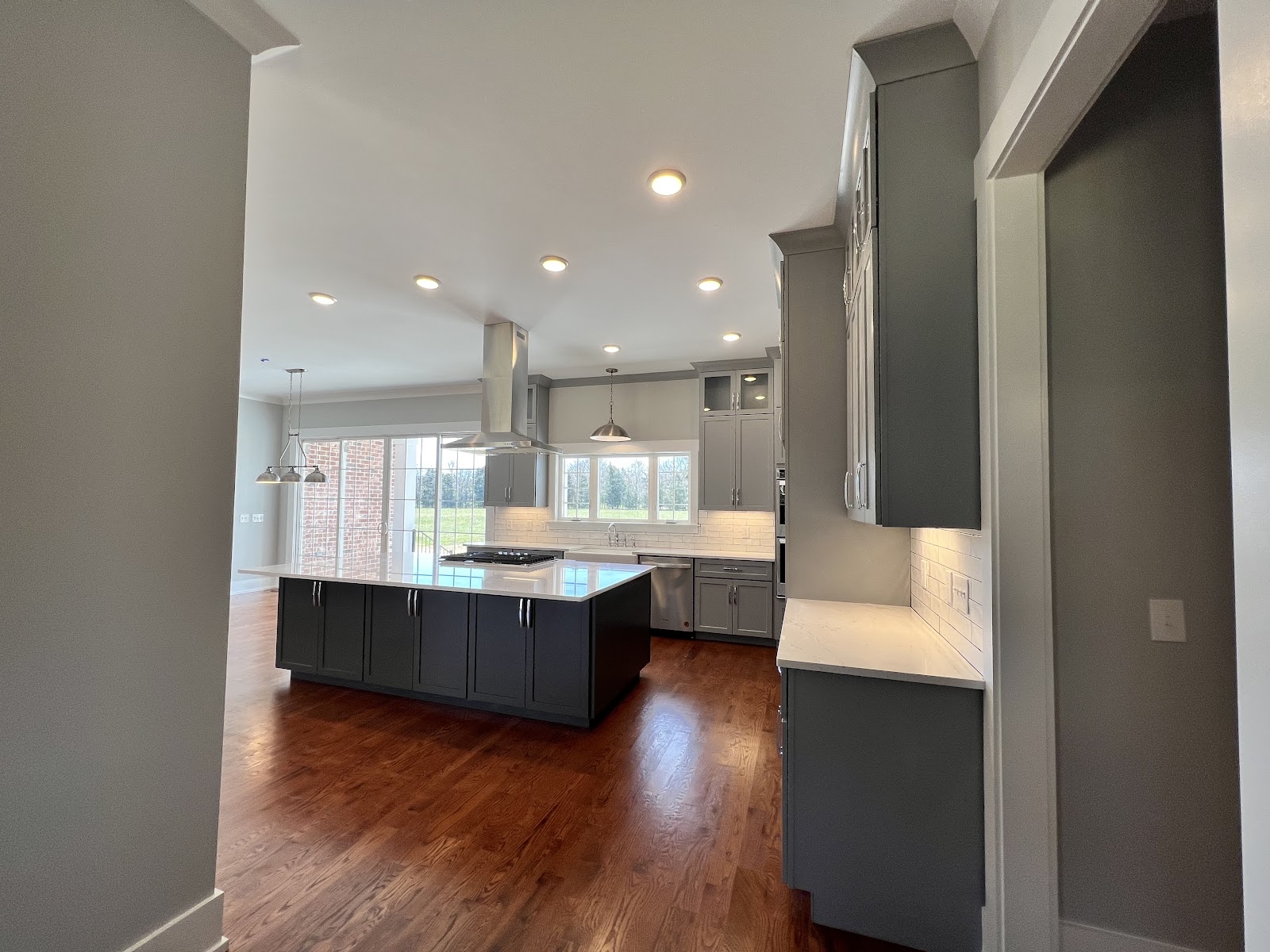 Craftman Home: Residential Construction in Rural & Scenic Regions (project photo 12)