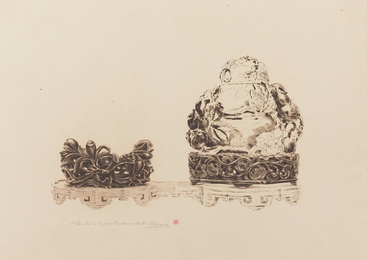 Deux sujets de jade et leur socle sur un présentoir 1890
